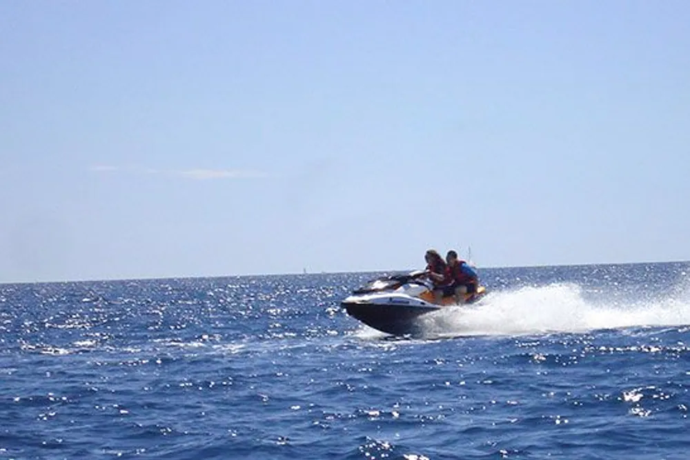 Jet ski, randonnée île d'or au départ du Port de Saint-Aygulf